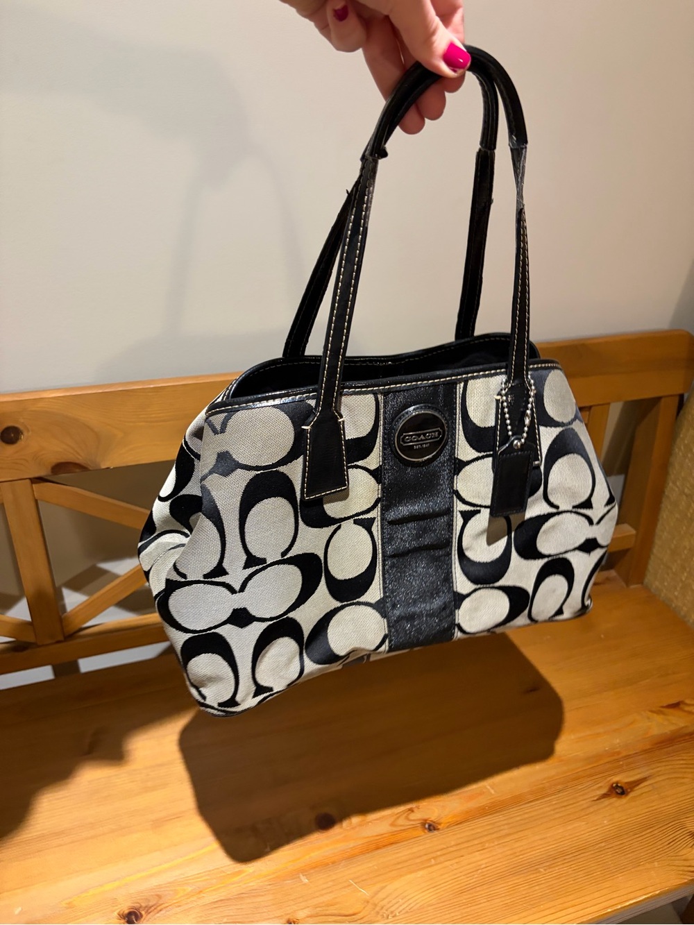 Coach Signature Logo Kiss Lock Shoulder Bag Black Beige Silver Hardware Charm